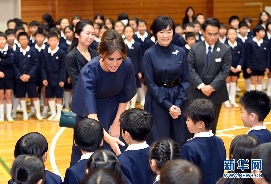 米大統領夫人が日本の小學生と交流