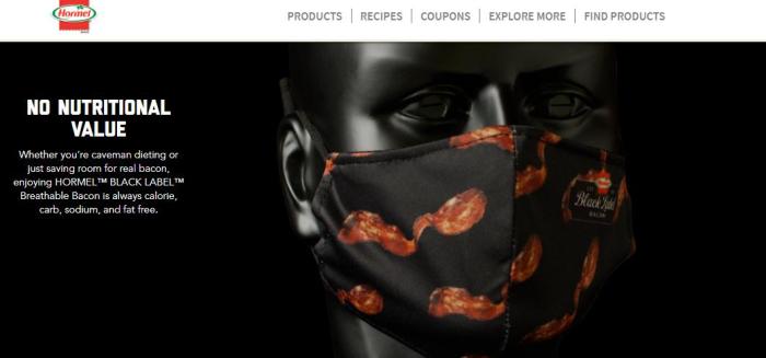 「呼吸できるベーコン（Breathabl Bacon）」マスクのPR用畫面（公式サイトのスクリーンショット）。