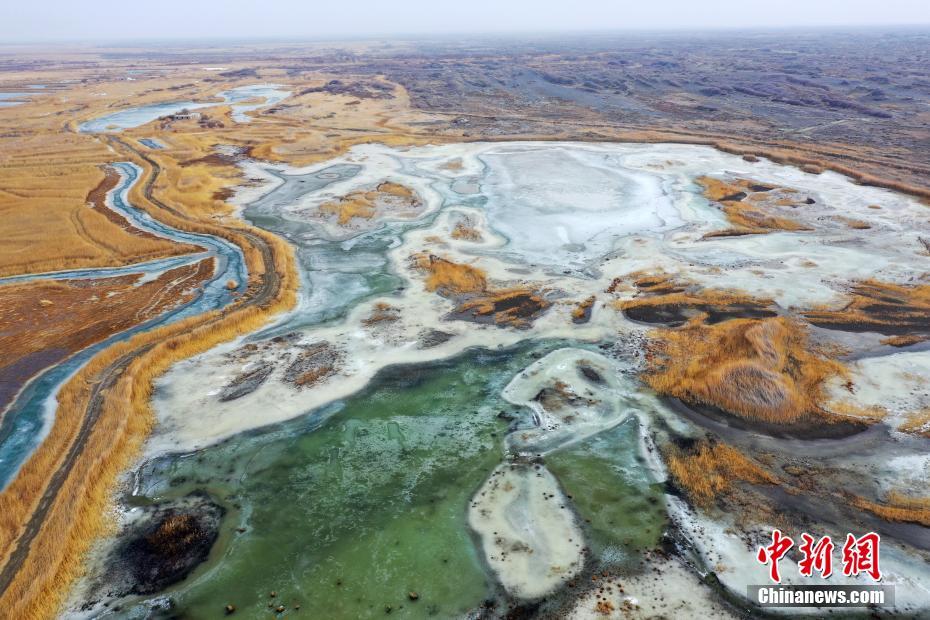 3月12日、新疆維吾爾（ウイグル）自治區ボルタラ?モンゴル自治州にあるエビ湖濕地自然保護區（ドローンによる撮影?胡維斌）。