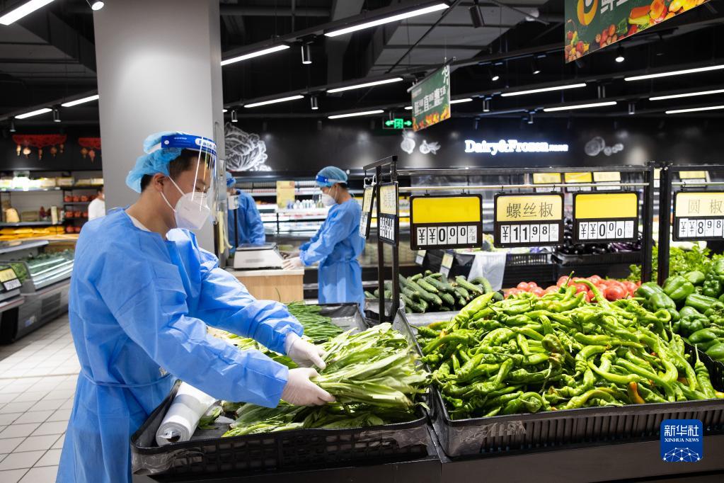 上海市で通常の生産活動と生活を段階的に再開へ