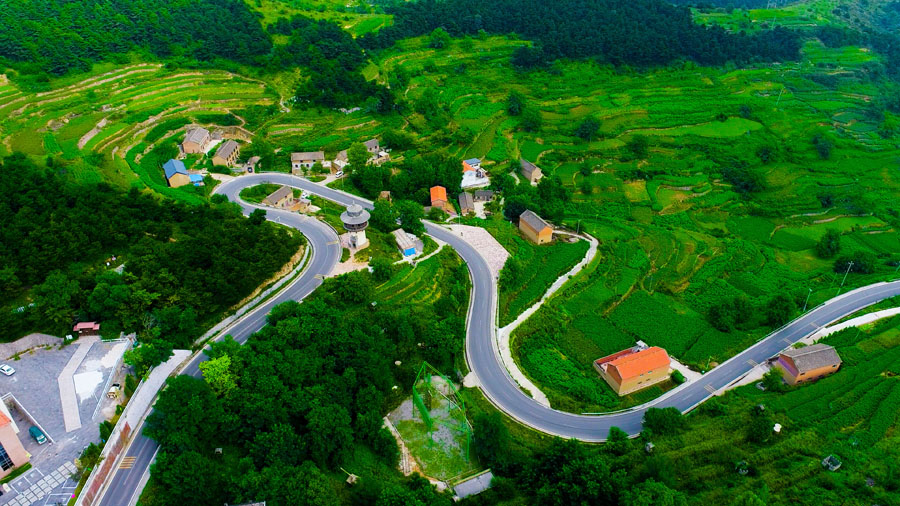 観光道路「太行一號(hào)」陵川區(qū)間。