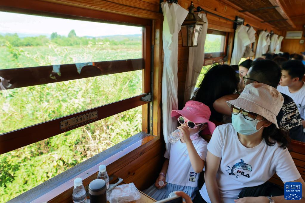 古い鉄道で新しい體験　雲南紅河